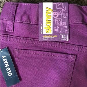 Old navy skinny size 14 regular plum jeans.